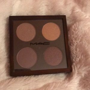 Mac eye shadow quad temperature rising